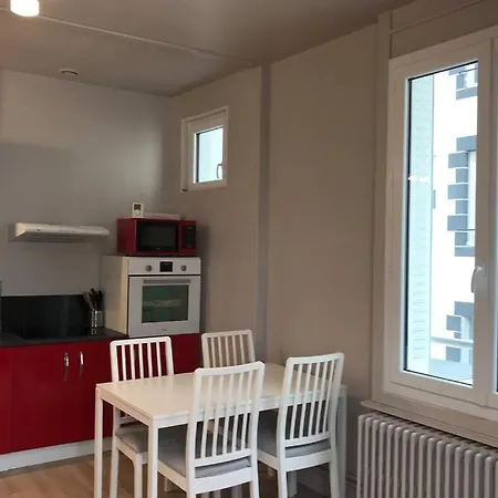 Apartman Rare Petit Cocon F1 Calme Possibilite Jacuzzi Hammam En Sus Chamalières