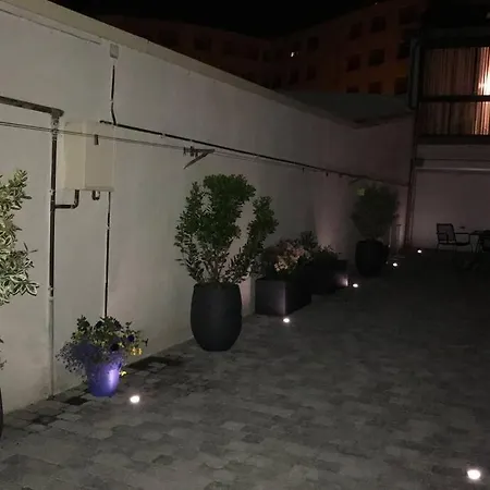Rare Petit Cocon F1 Calme Possibilite Jacuzzi Hammam En Sus Apartman *
