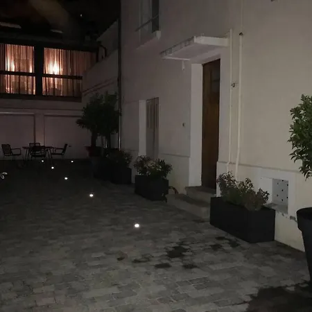 Rare Petit Cocon F1 Calme Chamalières